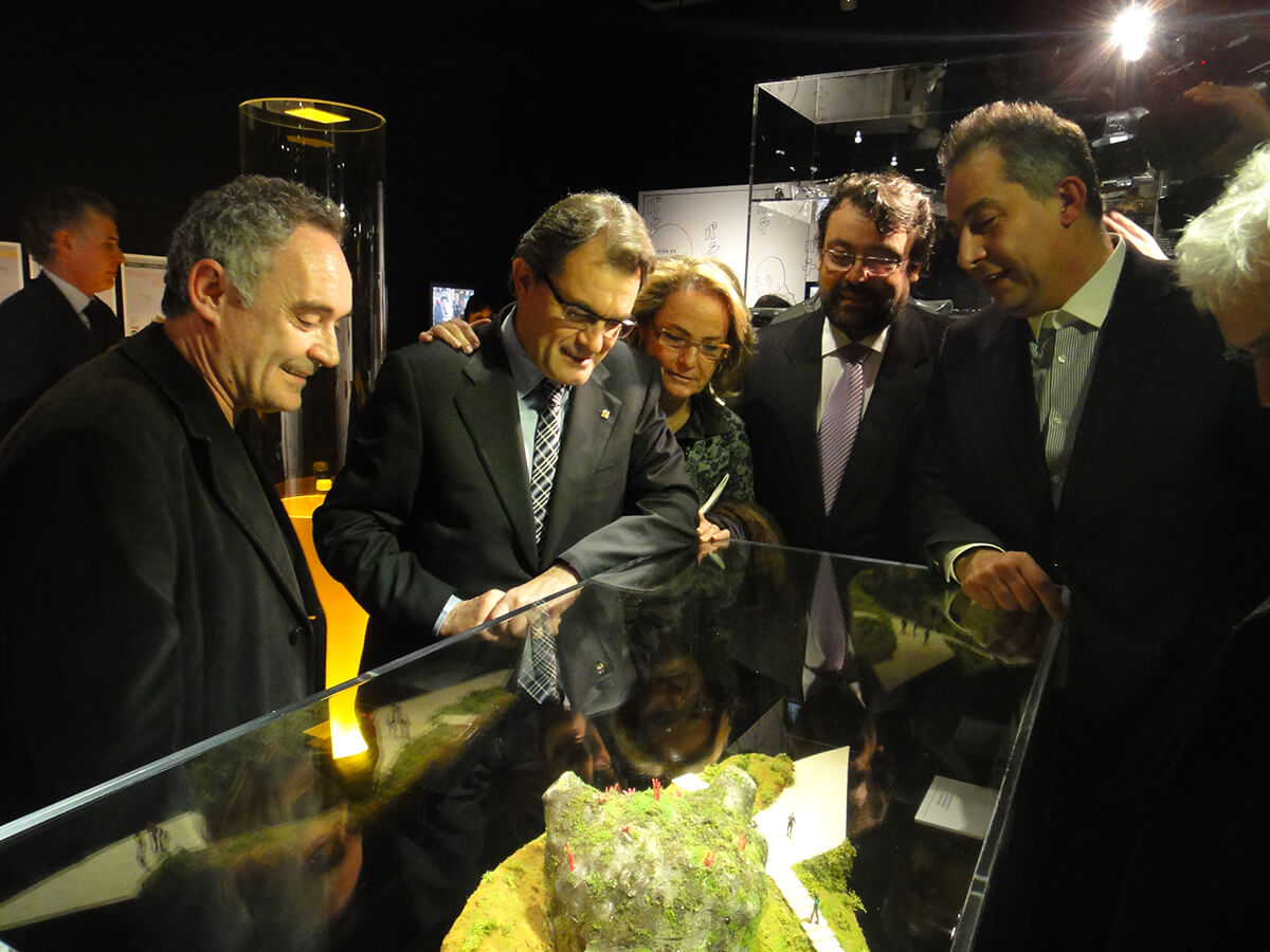Inauguración de la exposición “Ferran Adrià i elBulli. Risc, llibertat i creativitat” en el Palau Robert. 2012.02.01
